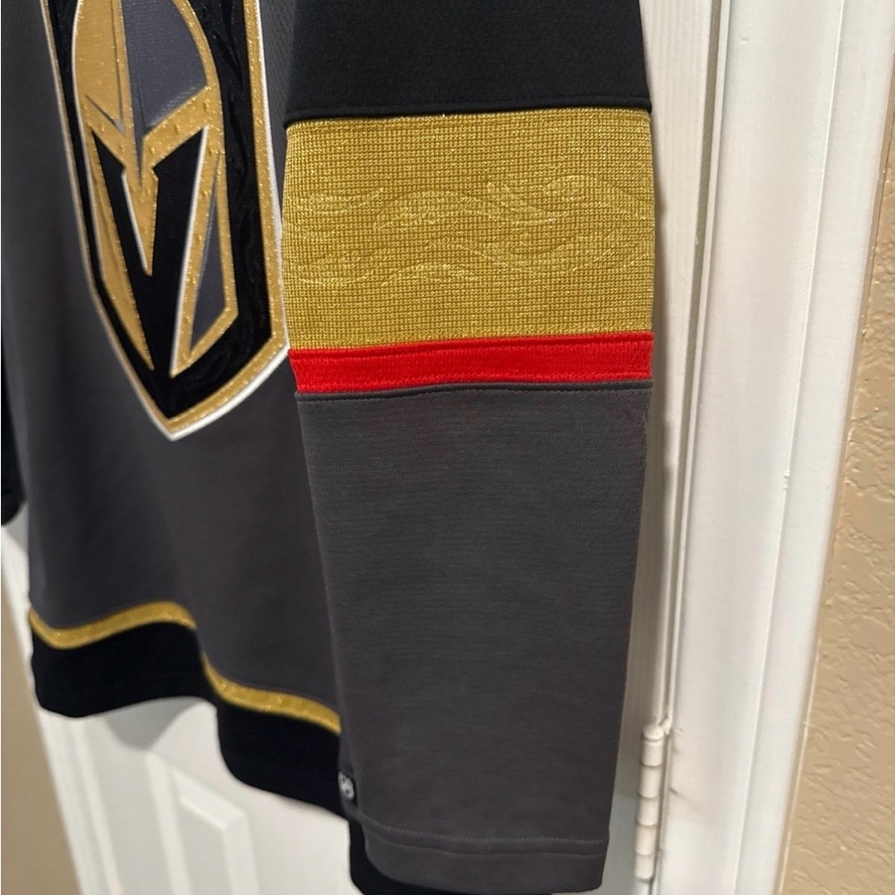 Women’s Vegas Golden Knights Hockey Jersey - Picture 5 of 8